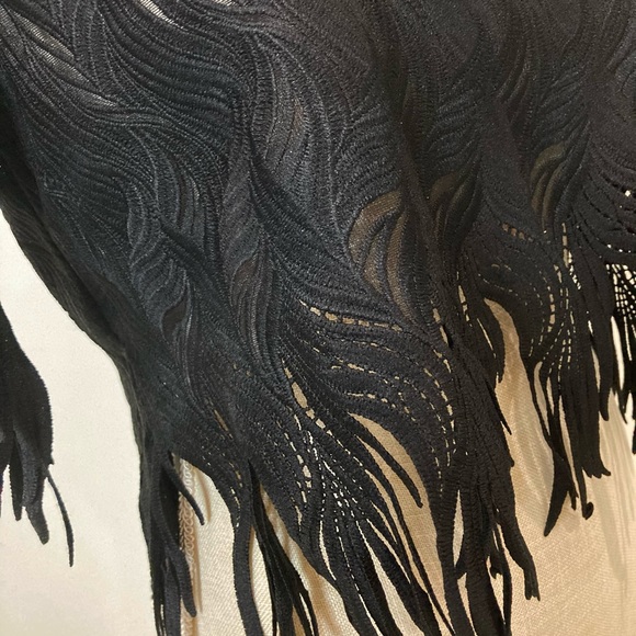 GRACIA Black Fringe Short Sleeve Crop Top M - Picture 8 of 10